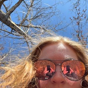 Meet your Posher, Ashlyn